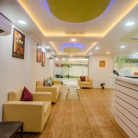 Hotel Om Sai Residency By WB Inn Navi Mumbai Buitenkant foto