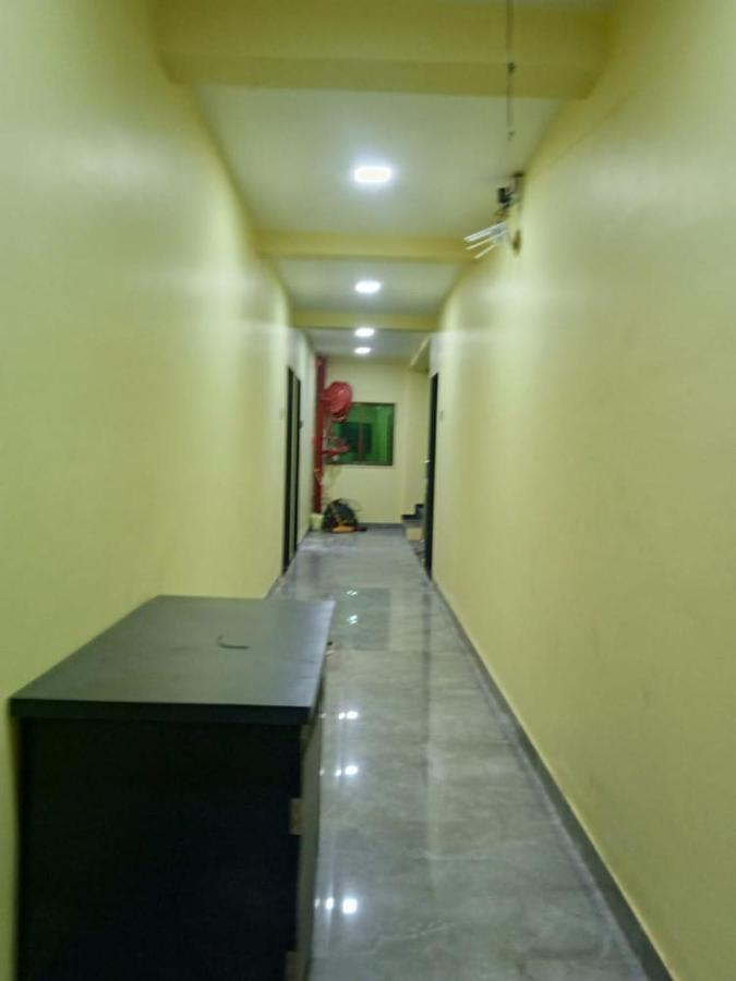 Hotel Om Sai Residency By WB Inn Navi Mumbai Buitenkant foto